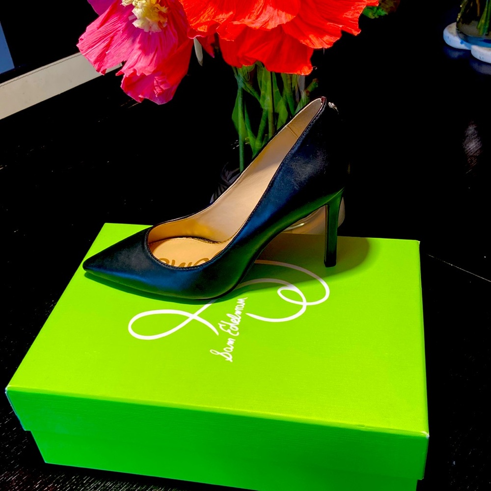 Sam Edelman black stiletto